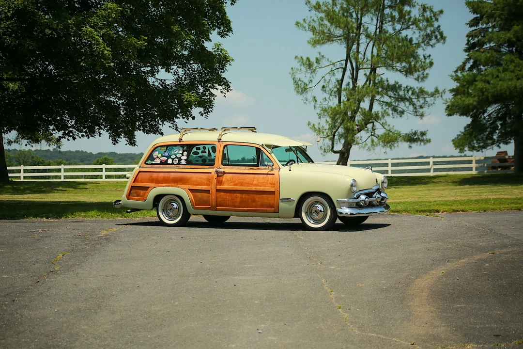 1951 Ford Country Squire - Image 2 of 31