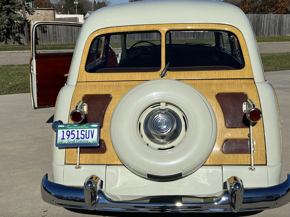 1951 Ford Country Squire - Image 8 of 31