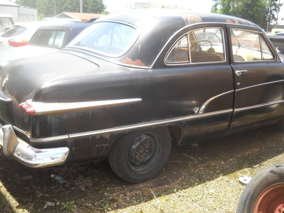 1951 Ford Crestline - Image 3 of 12