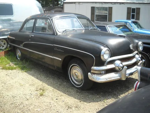 1951 Ford Crestline Flathead V8