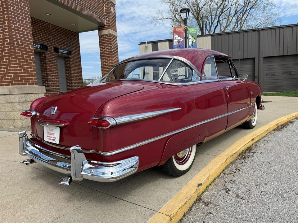 1951 Ford Crestline - Image 5 of 16