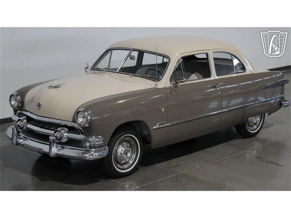 1951 Ford Customline - Image 12 of 31