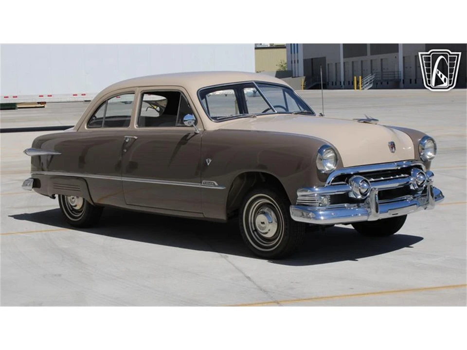 1951 Ford Customline - Image 3 of 31