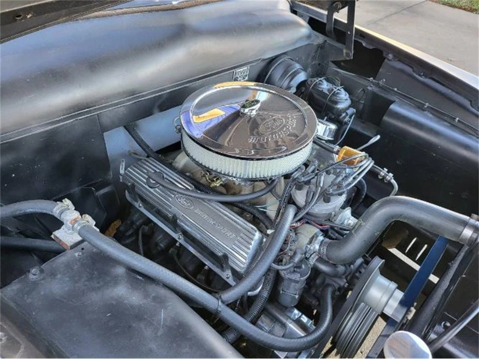 1951 Ford Customline - Image 2 of 14
