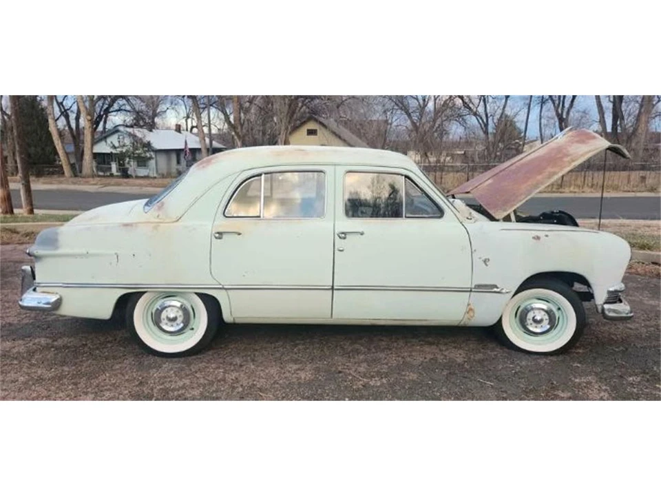 1951 Ford Customline - Image 10 of 13
