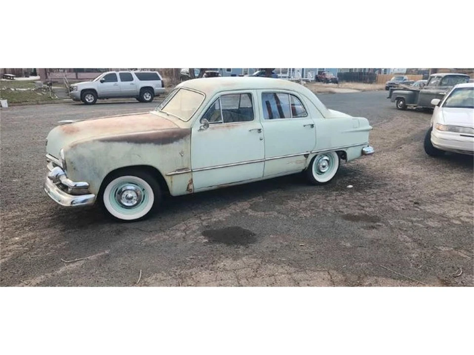 1951 Ford Customline - Image 12 of 13