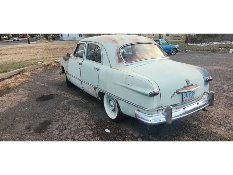 1951 Ford Customline - Image 11 of 13