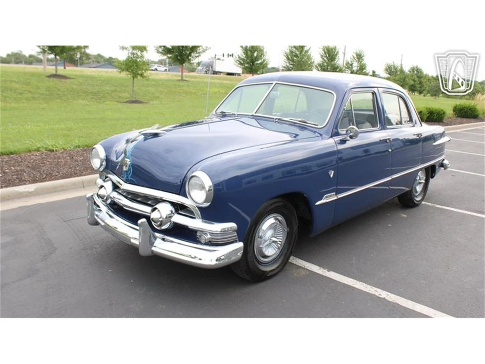 1951 Ford Customline - Image 24 of 31