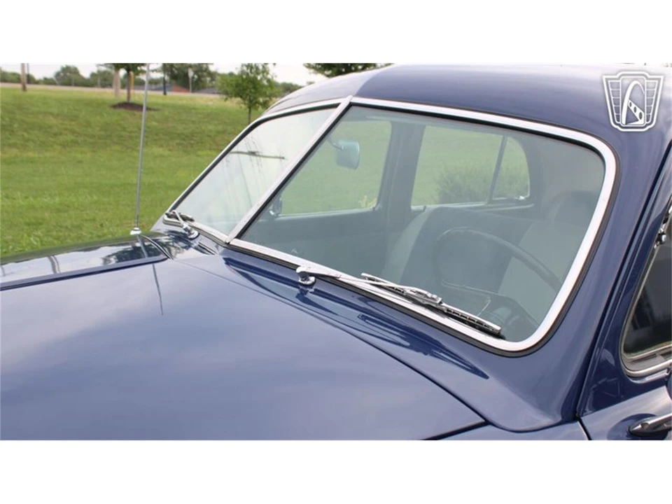 1951 Ford Customline - Image 9 of 31