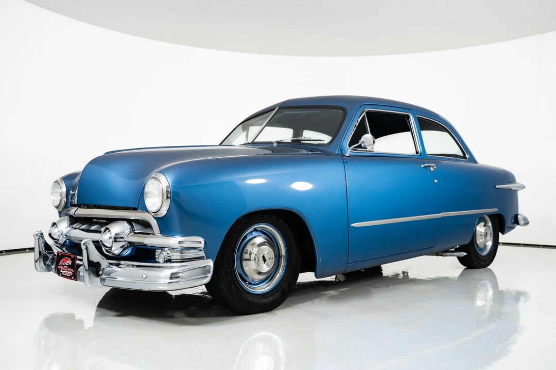 1951 Ford Standard & Deluxe & Super Deluxe - Image 2 of 16