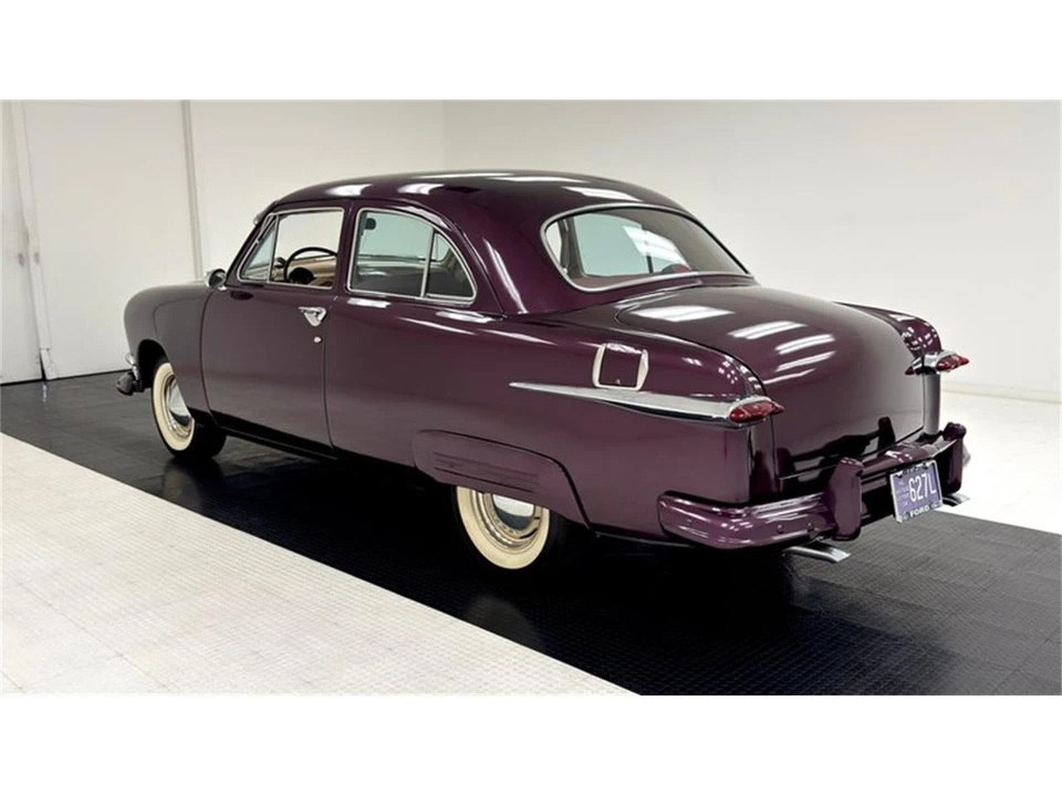 1951 Ford Standard & Deluxe & Super Deluxe - Image 3 of 31