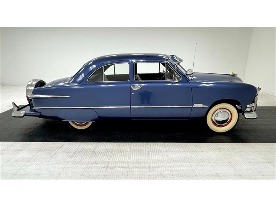 1951 Ford Standard & Deluxe & Super Deluxe - Image 6 of 31