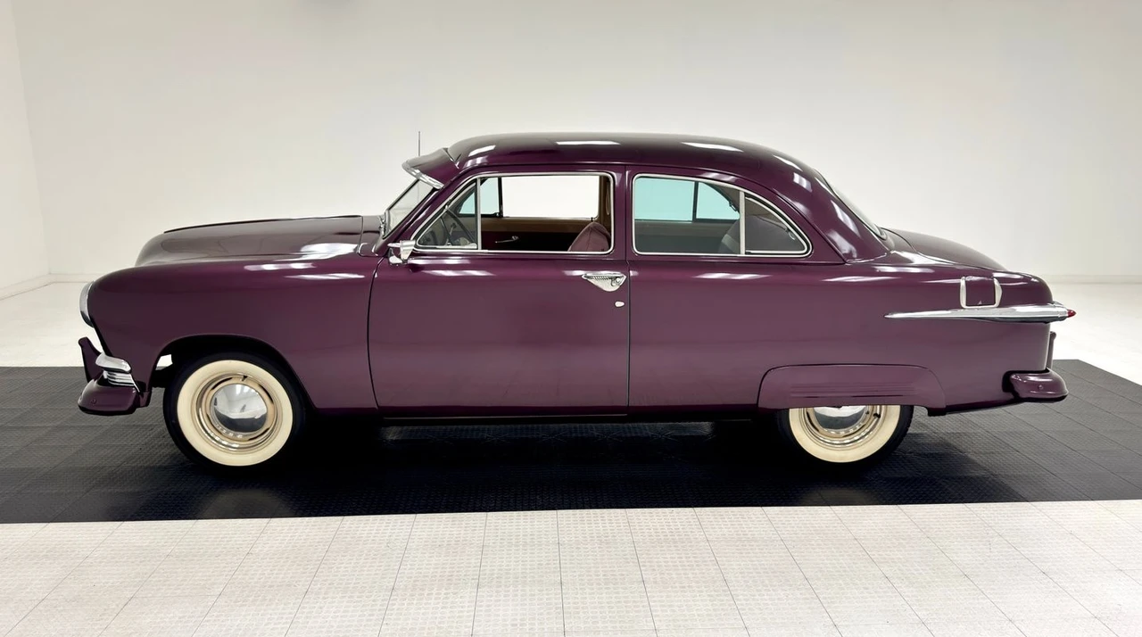 1951 Ford Customline - Image 2 of 31