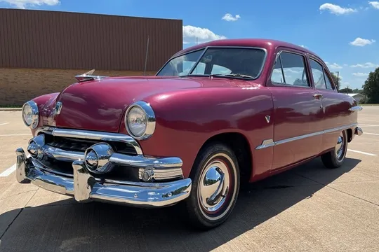 1951 Ford Custom Tudor Sedan 3-Speed