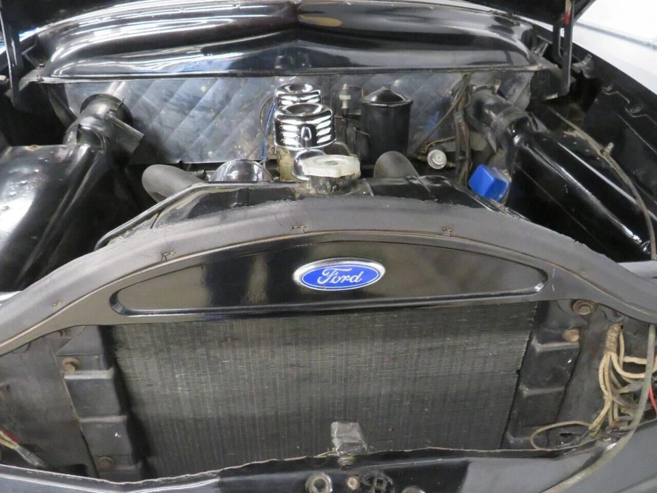 1951 Ford Customline - Image 22 of 31