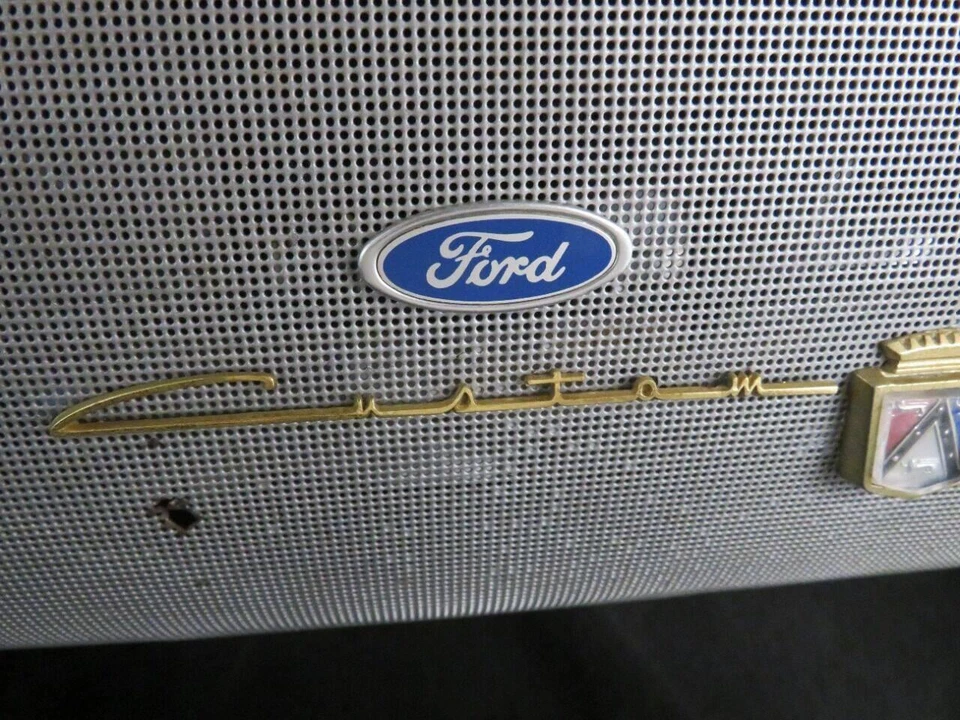 1951 Ford Customline - Image 18 of 31