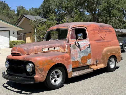 1951 Ford F-Series Panel Truck Ratrod