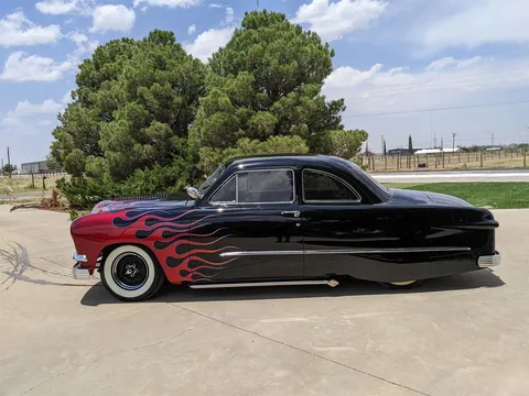 1951 Ford Hot Rod