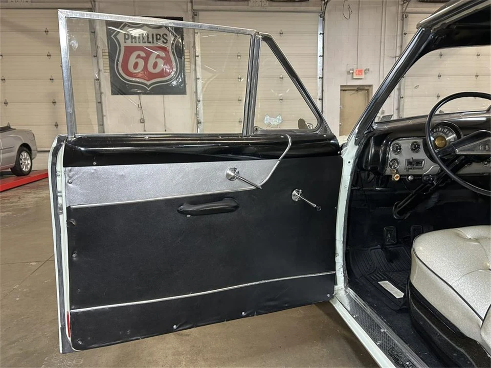 1951 Ford Shoebox - Image 25 of 31