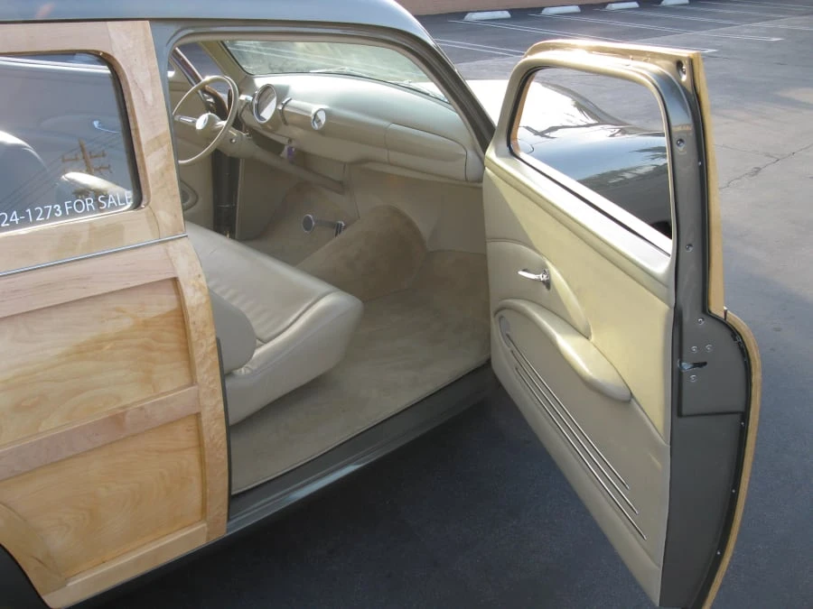 1951 Ford Country Squire - Image 4 of 9