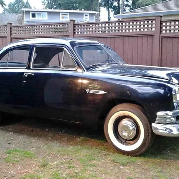 1951 Ford Deluxe 2 Door Sedan