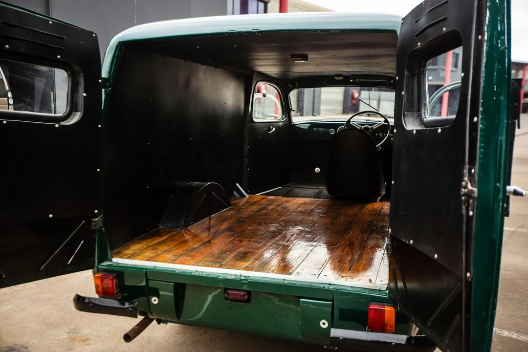1951 Ford Econoline Van - Image 15 of 31