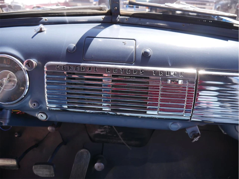 1951 GMC New Design - Image 17 of 31
