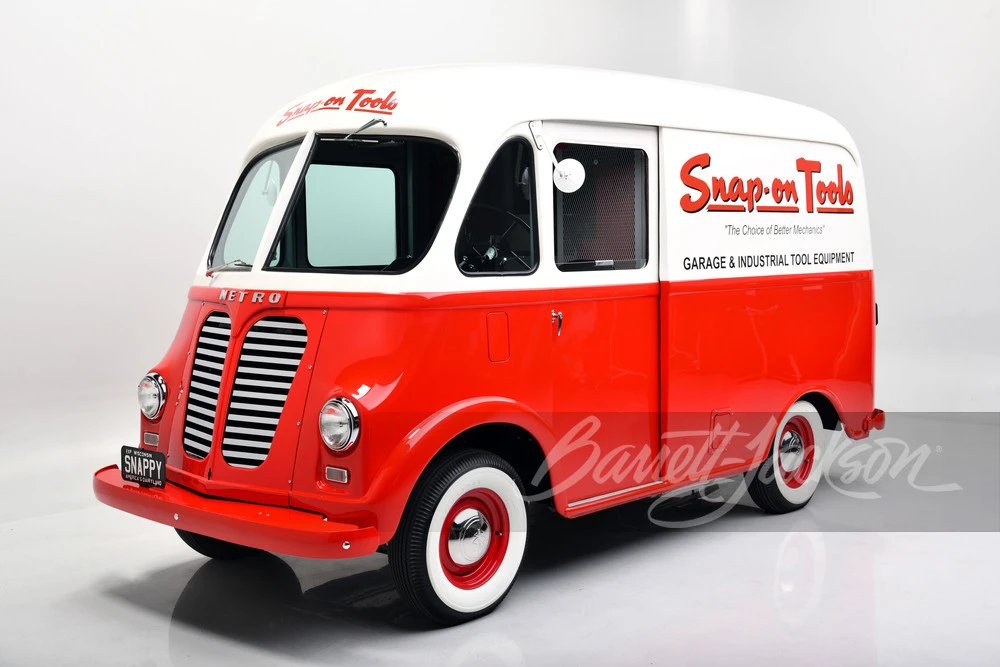 1951 International - Image 11 of 31