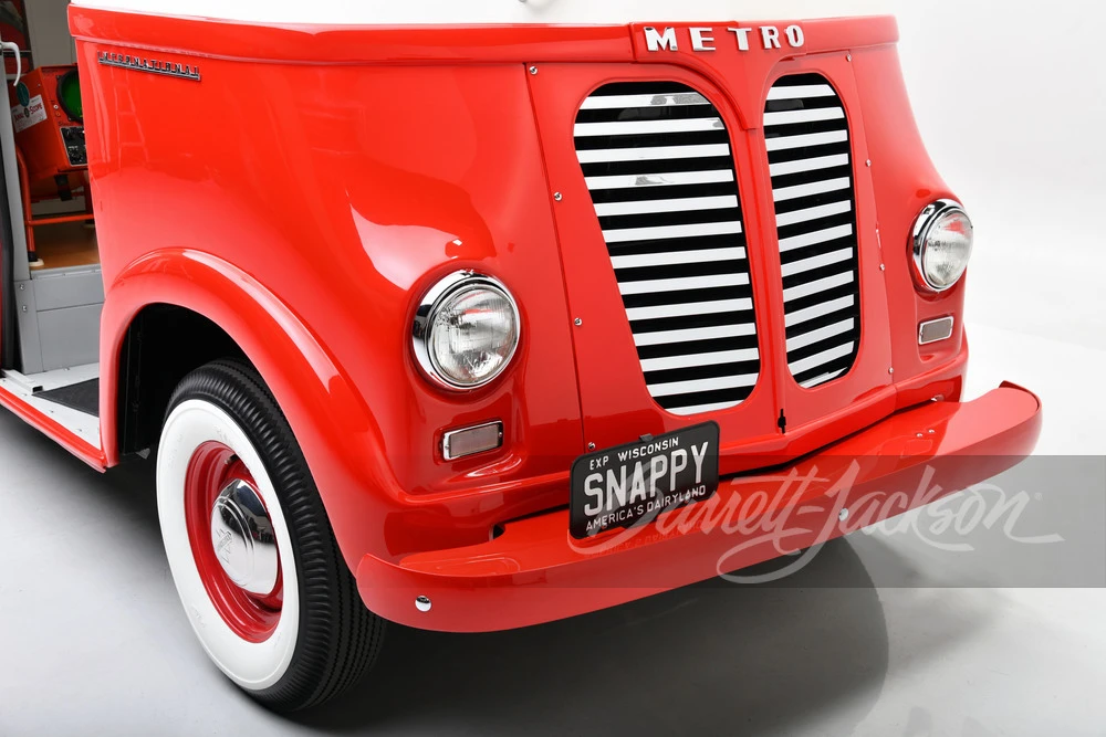 1951 International - Image 18 of 31