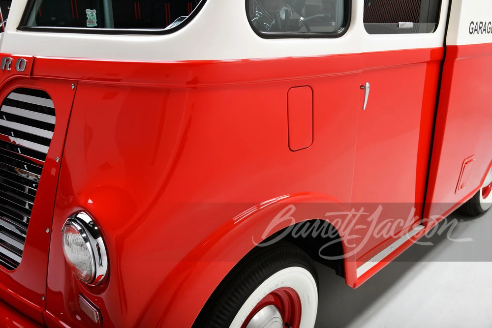 1951 International - Image 21 of 31