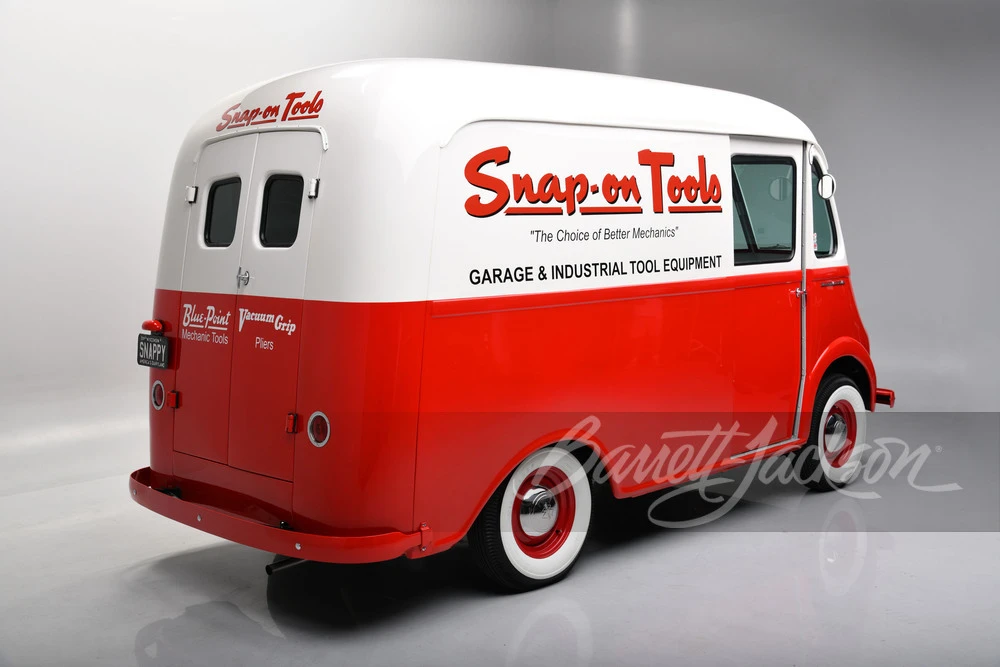 1951 International - Image 2 of 31