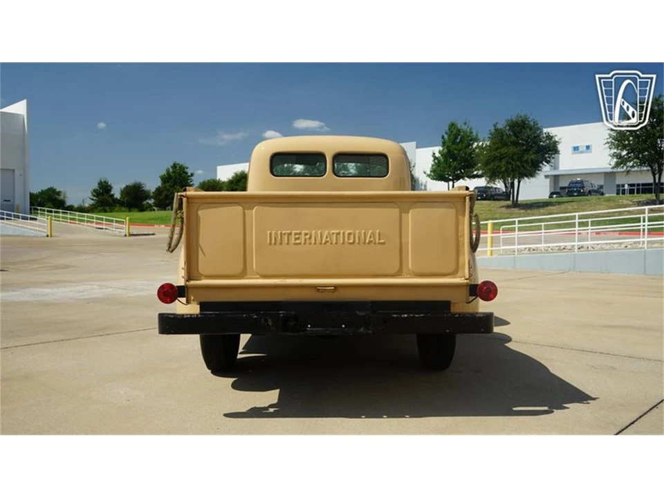 1951 International - Image 12 of 31