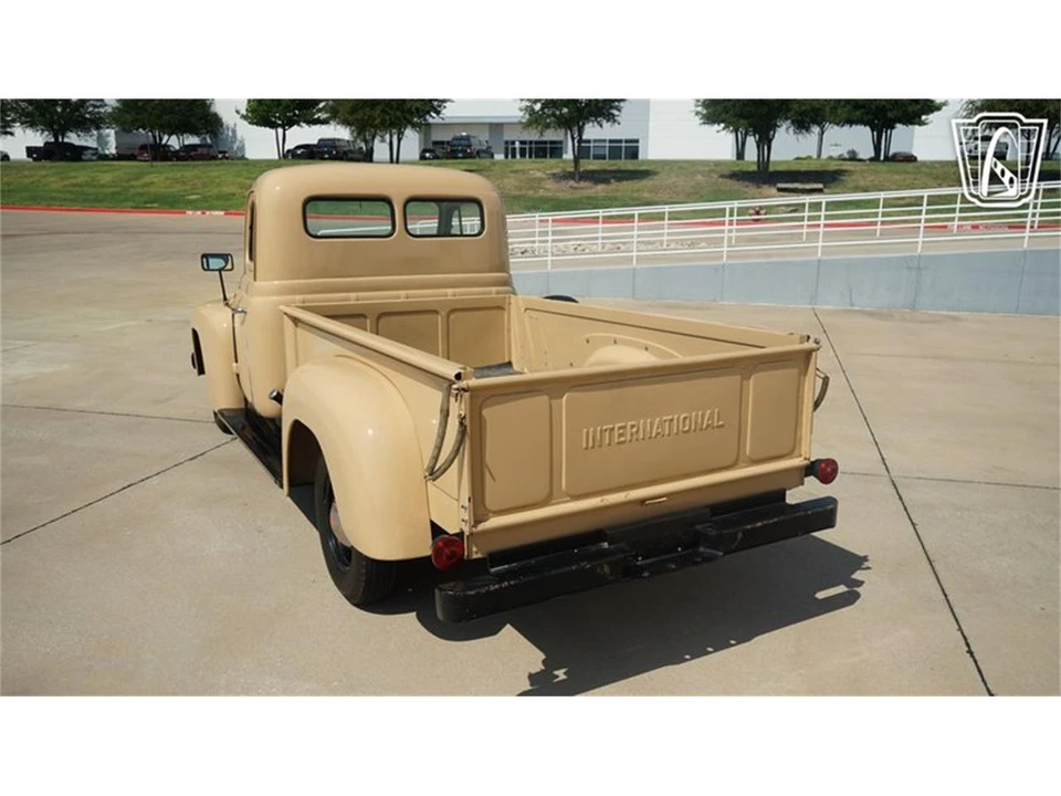 1951 International - Image 8 of 31