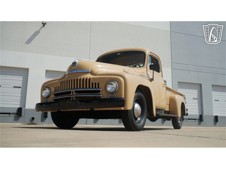 1951 International - Image 4 of 31