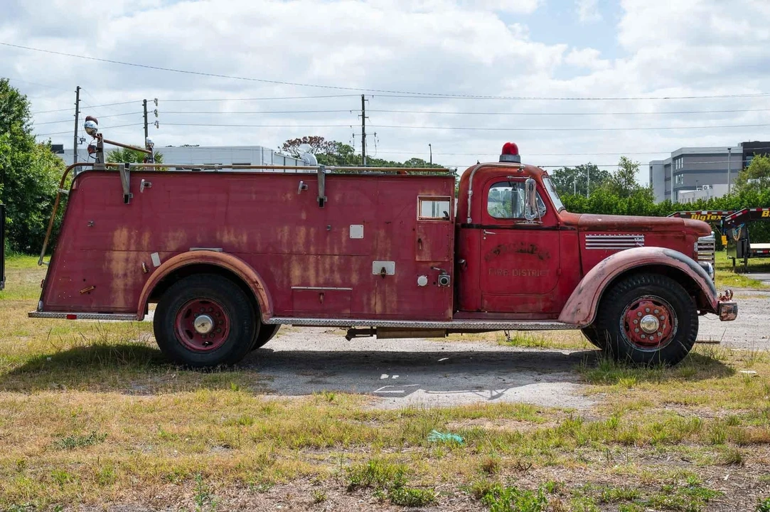 1951 International - Image 7 of 21