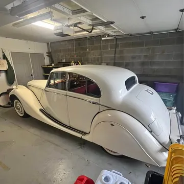 1951 Jaguar MKV 4-Door