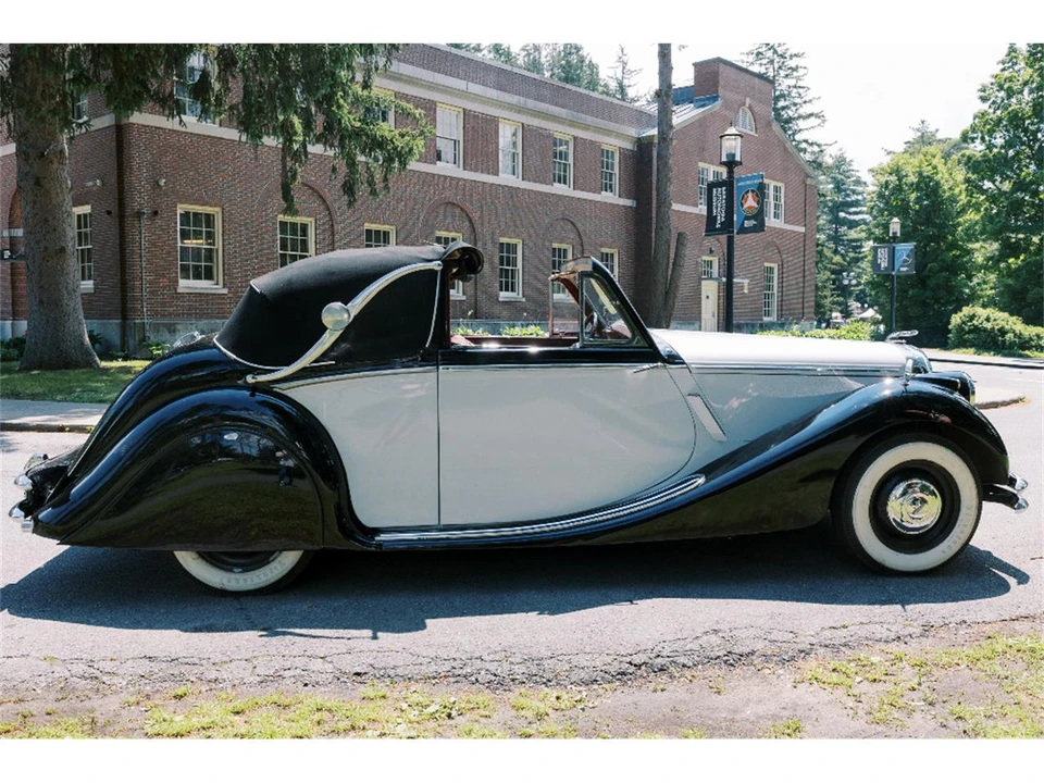 1951 Jaguar Mark V - Image 12 of 26