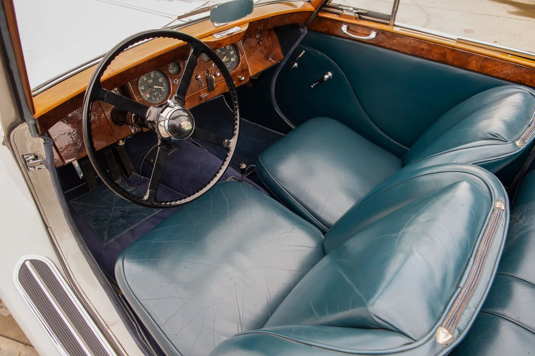 1951 Jaguar Mark V - Image 3 of 12