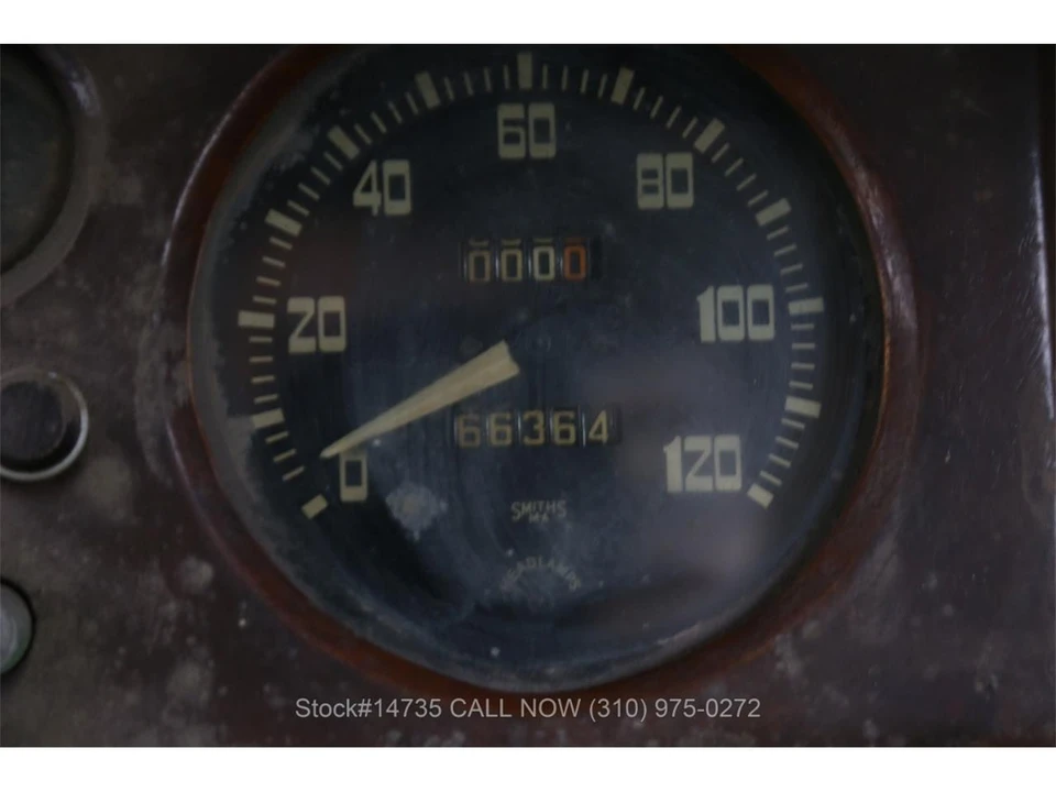 1951 Jaguar Mark V - Image 22 of 31
