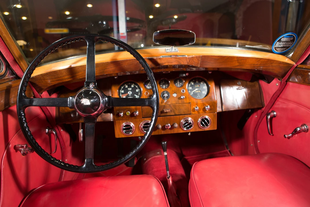 1951 Jaguar Mark V - Image 5 of 16