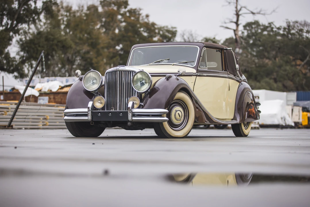 1951 Jaguar Mark V - Image 2 of 31