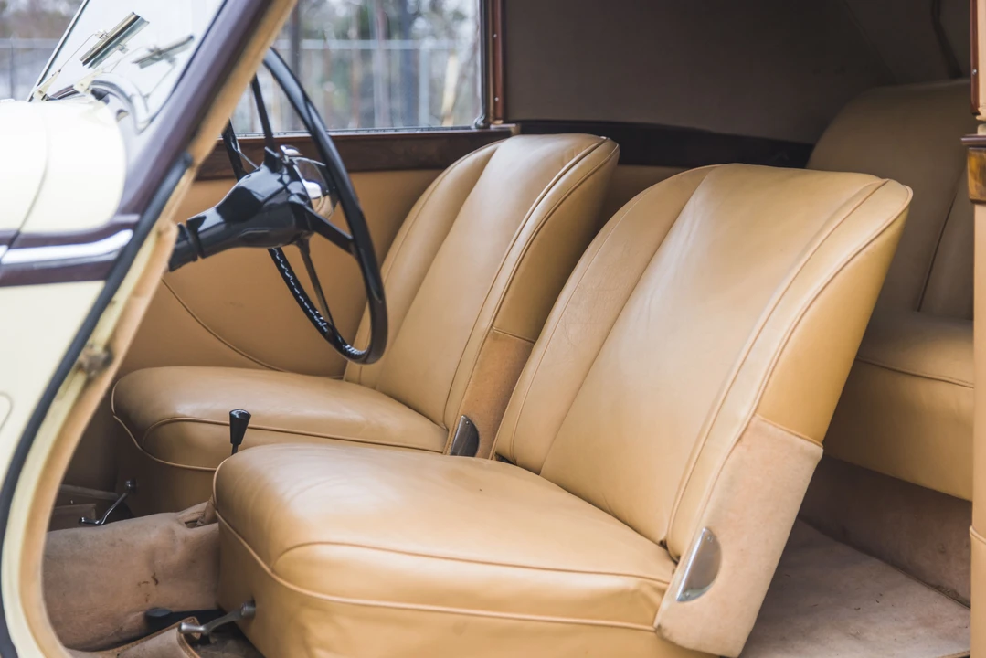 1951 Jaguar Mark V - Image 15 of 31