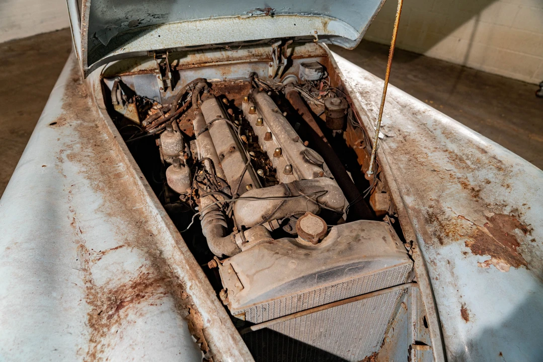 1951 Jaguar XK120 FHC Coupe - Image 28 of 31