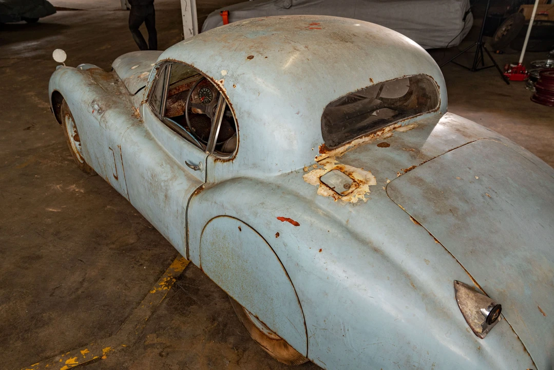 1951 Jaguar XK120 FHC Coupe - Image 9 of 31