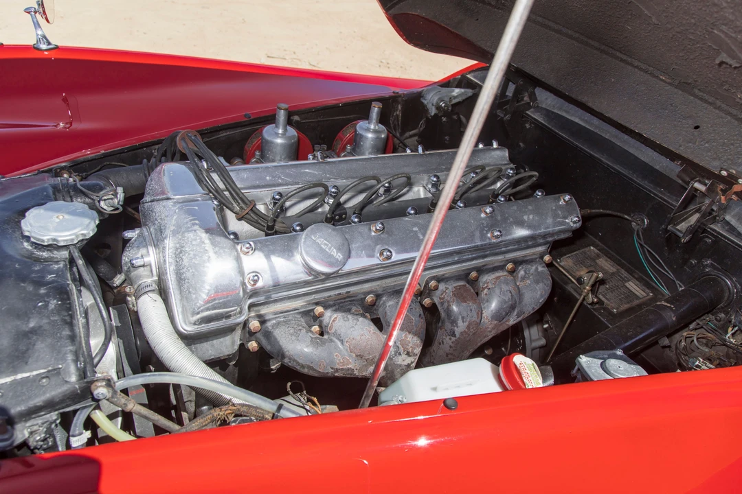 1951 Jaguar XK120 OTS Roadster - Image 25 of 31