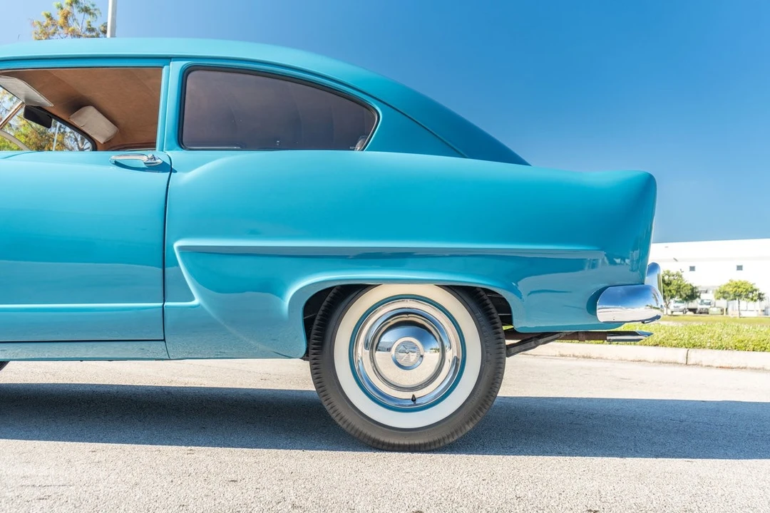 1951 Kaiser - Image 8 of 21
