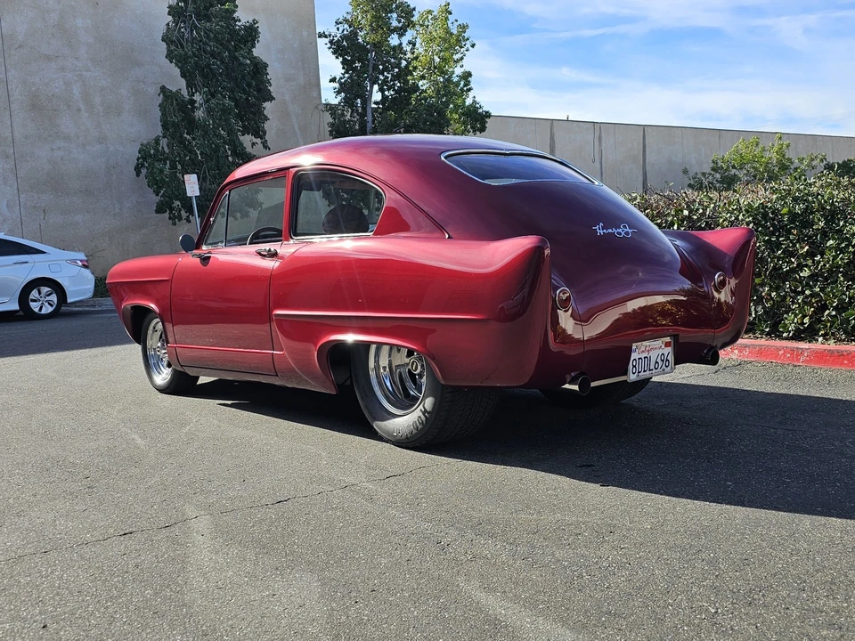 1951 Kaiser Darrin - Image 4 of 21