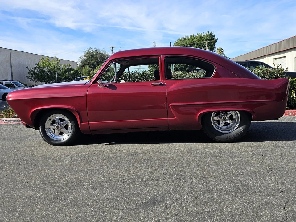 1951 Kaiser Darrin - Image 3 of 21