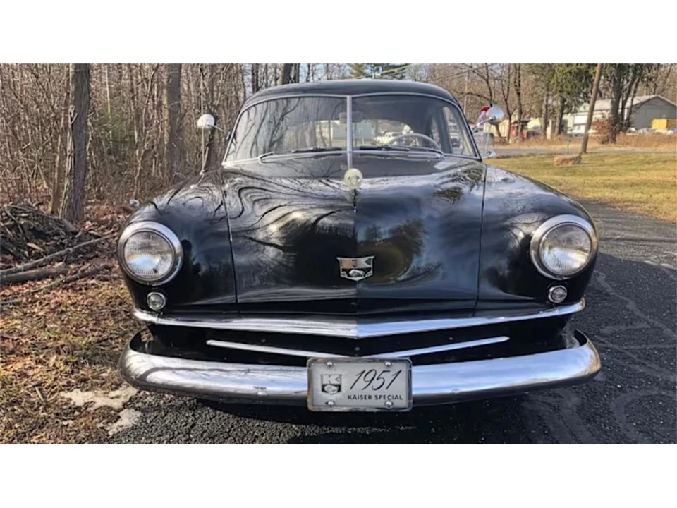 1951 Kaiser - Image 2 of 18