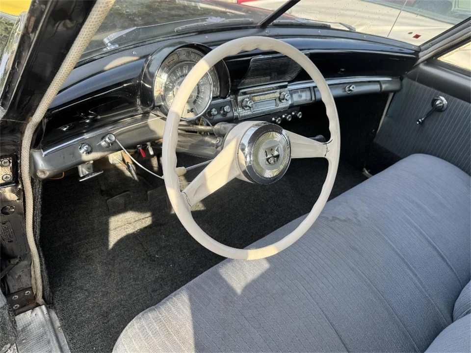 1951 Kaiser - Image 15 of 18